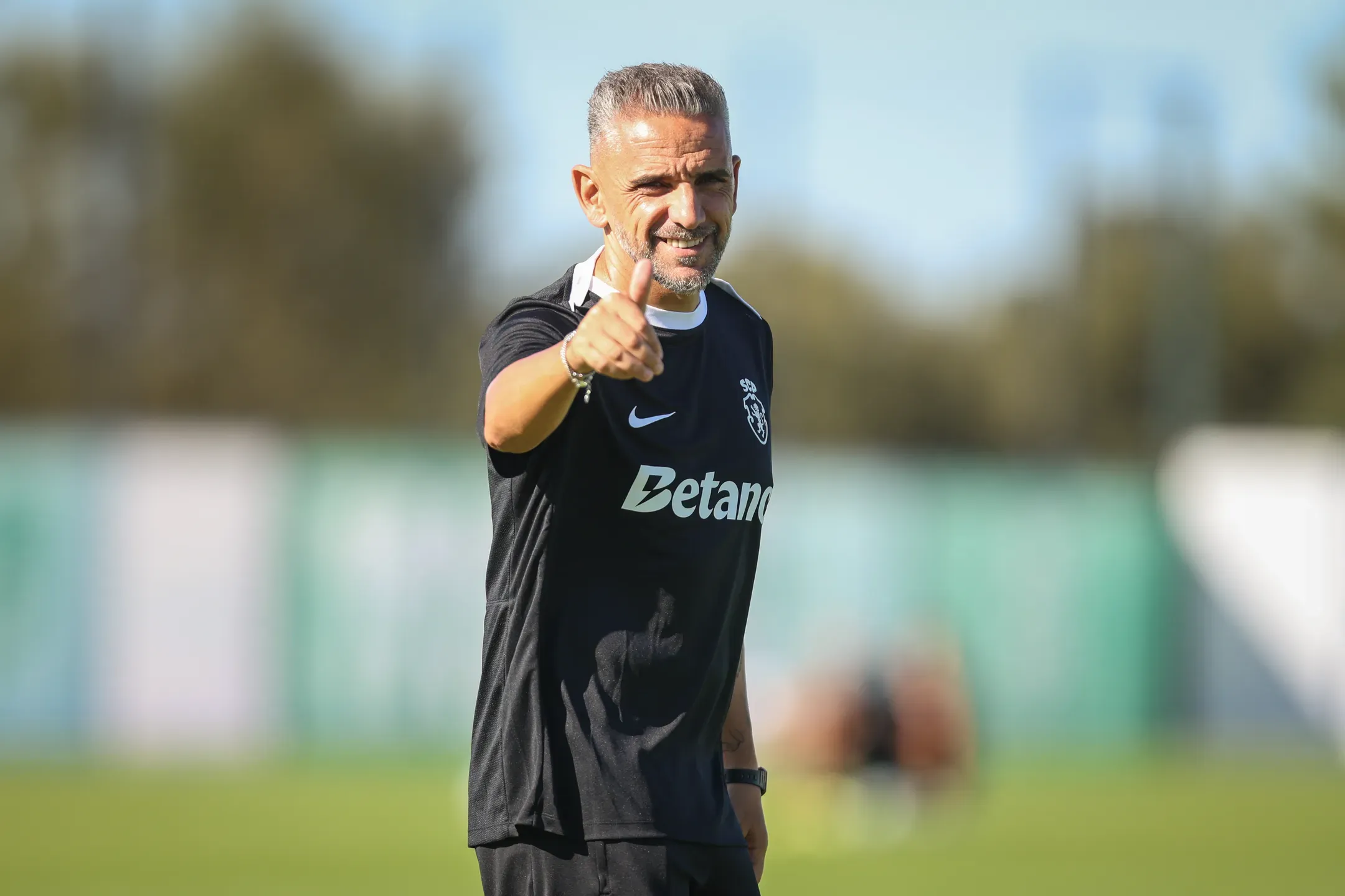 Nove 'jovens leões' chamados por Rui Borges